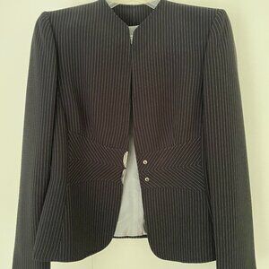 Tahari Arthur S. Levine